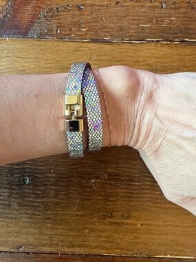 Leighelena Silver Glitter T-Bar Wrap Leather Bracelet